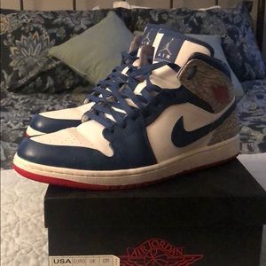 Air Jordan 1 Mid